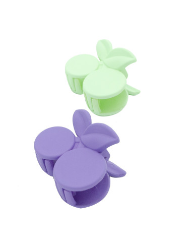 Pack de 2 pinzas medianas de acabado mate con forma de cerezas en color morado y verde